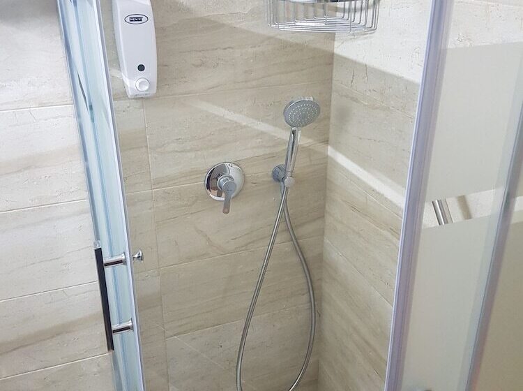 اتاق استاندارد, Hostal Bahia
