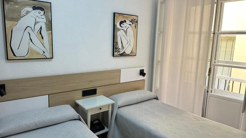 اتاق استاندارد, Hostal Bahia
