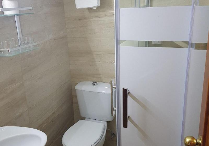 اتاق استاندارد, Hostal Bahia