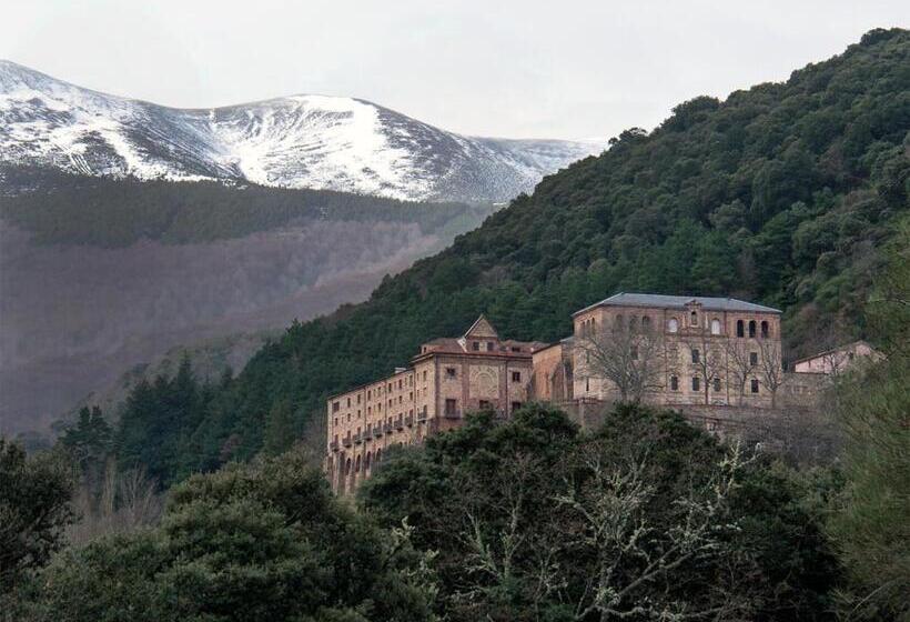 Трехместный Номер Классика, Monasterio De Santa Maria De Valvanera