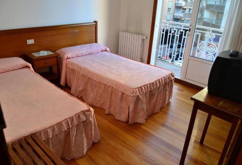스탠다드 발코니 룸, Pensión Residencia Buenos Aires