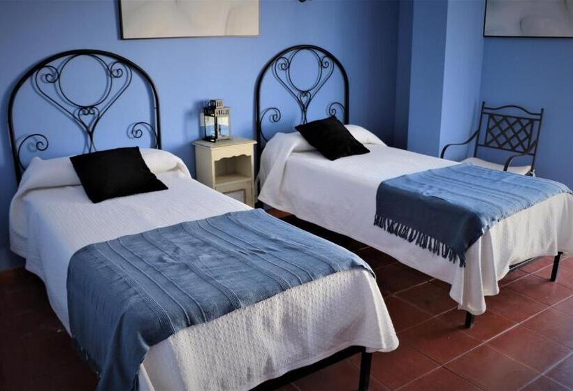 Quarto Economy, Hostal Arco Plaza