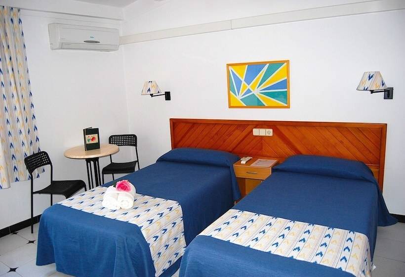 스탠다드 룸, Hostal Ca'n Tiu