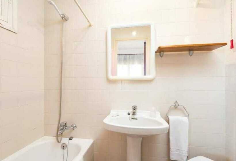 Семейный Номер, Hostal Jume  Urban Rooms