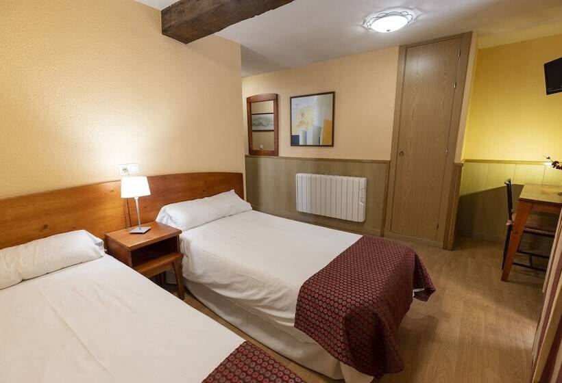 غرفة قياسية, Hostal Restaurante Puerta Del Alcazar