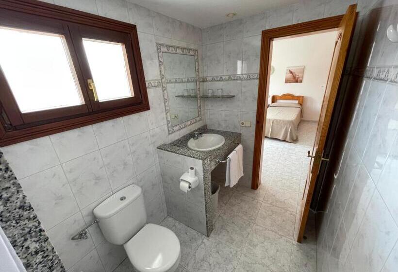 Номер Стандарт, Hostal Can Gallu