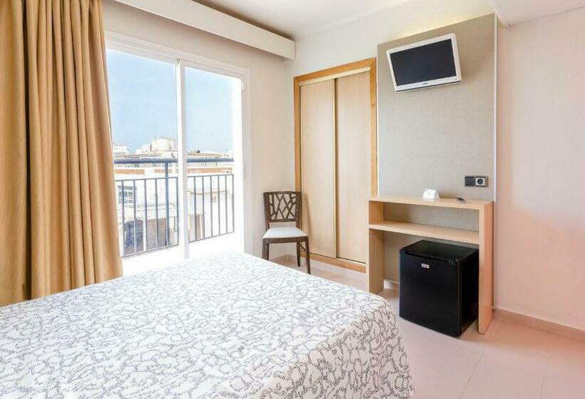 Номер Стандарт, The Red Hotel   Adults Only