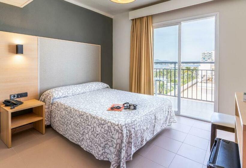 Номер Стандарт, The Red Hotel   Adults Only