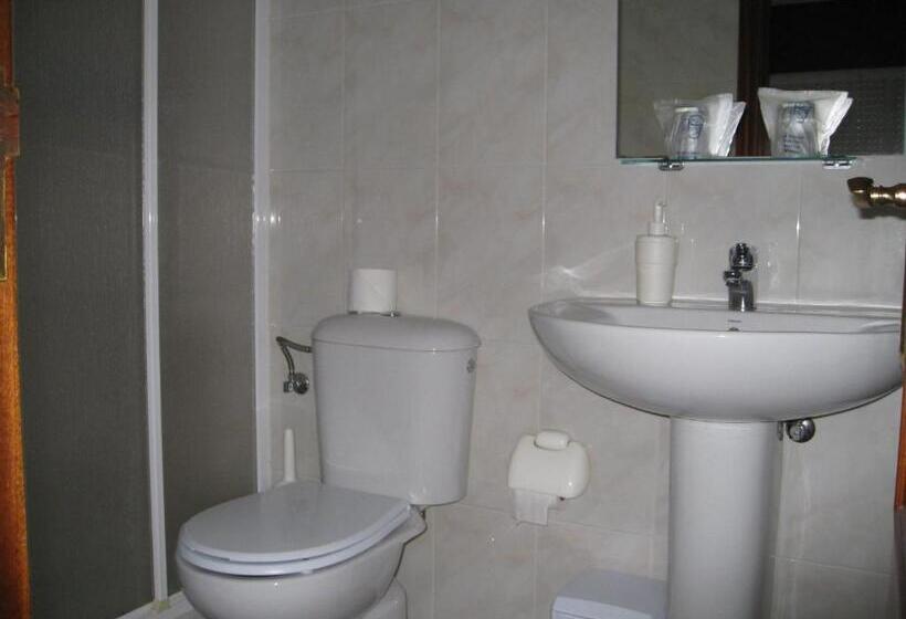 스탠다드 룸, Hostal Roma
