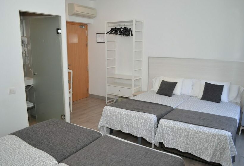 اتاق استاندارد چهار تخته, Hostal San Lorenzo