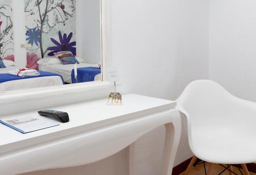 Habitación Triple Estándar, Vázquez De Mella Gran Vía
