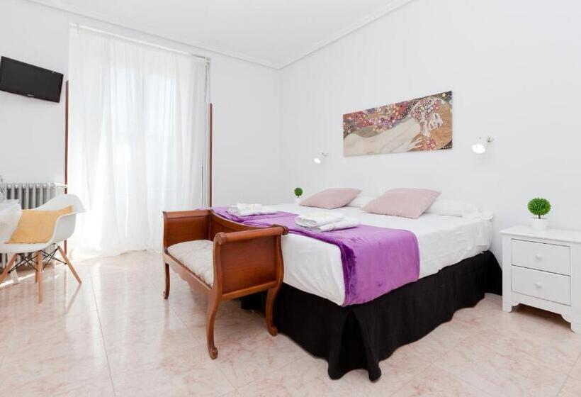 Habitación Estándar, Vázquez De Mella Gran Vía