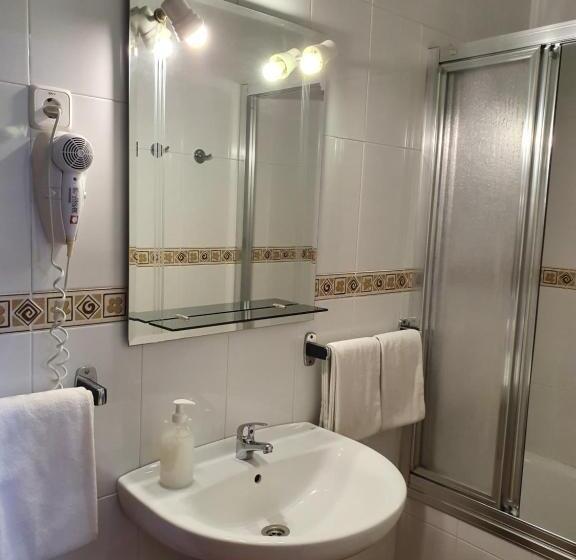 اتاق استاندارد, Hostal Zamorán  Madrid Centro Gran Vía Sol