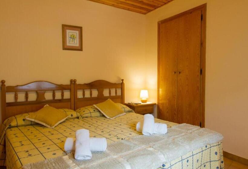 Habitación Estándar, Hostal Aiguamog
