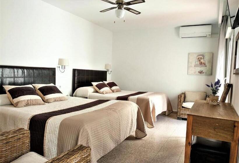 スタンダード４人部屋, Hostal Enriqueta
