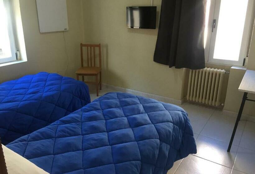اتاق استاندارد, Hostal Rosales