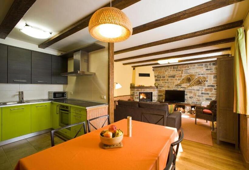 Apartamento Deluxe 1 Dormitorio, Rural Besaro   Selva De Irati