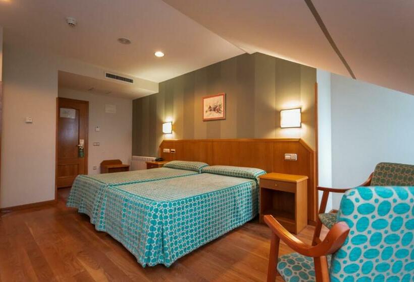 اتاق استاندارد یک نفره, Astures