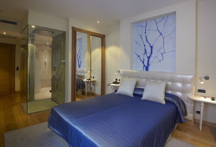 اتاق استاندارد, Campoamor