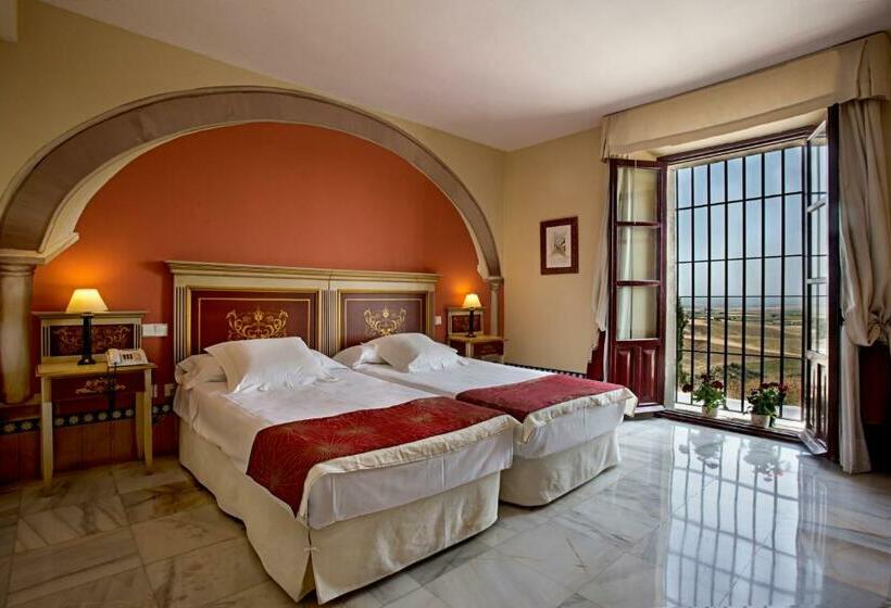 Номер Deluxe, Alcazar De La Reina