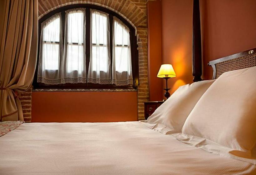 Номер Deluxe, Alcazar De La Reina