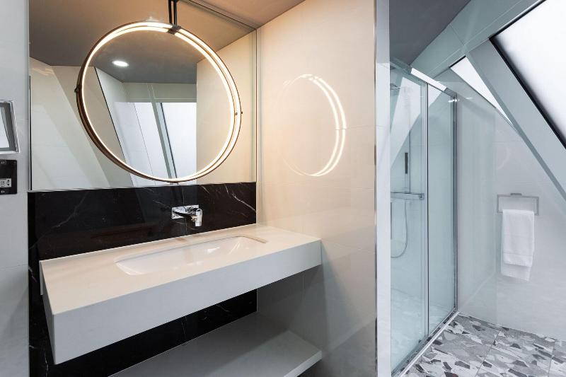Полулюкс, Arcotel Nike Linz