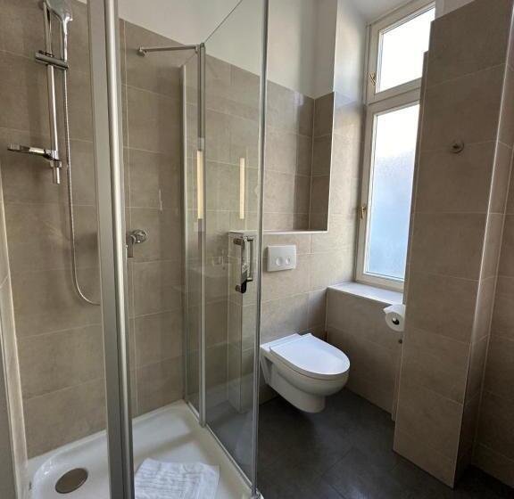 اتاق استاندارد یک نفره, Brauhof Wien