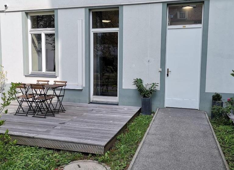 آپارتمان خانوادگی, Brauhof Wien
