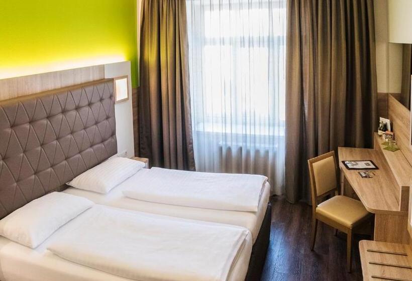 اتاق استاندارد یک نفره, Theater Hotel Salzburg