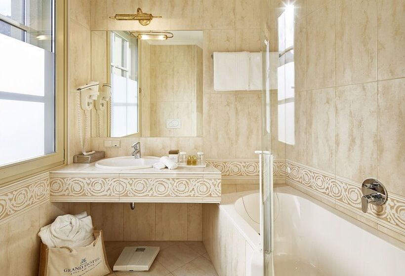 Номер Комфорт, Grand Hotel Zell Am See