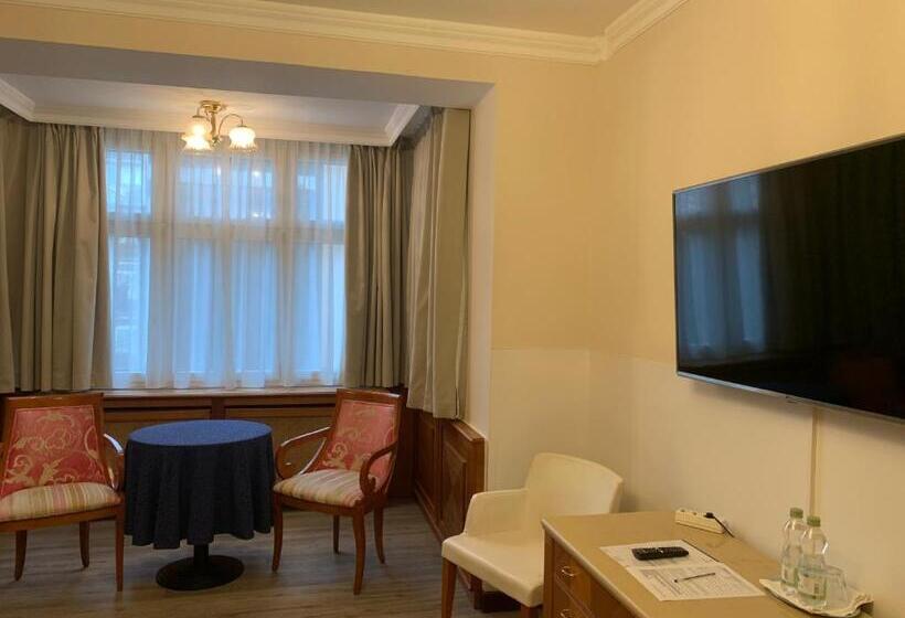 Quarto Comfort, Neue Post I Self Check In