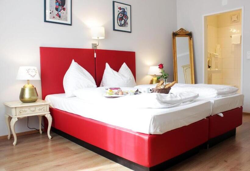 Номер Стандарт, Stadthotel Restaurant Auerhahn