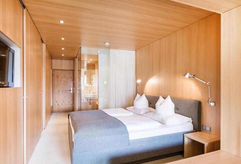 Suíte Júnior com Sacada, Superior Hotel Alpenhof
