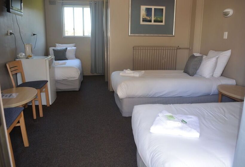 스탠다드 트리플 룸, Commercial Hotel Motel Lithgow