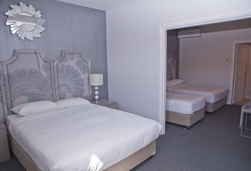 Семейный Номер, Savoy Double Bay