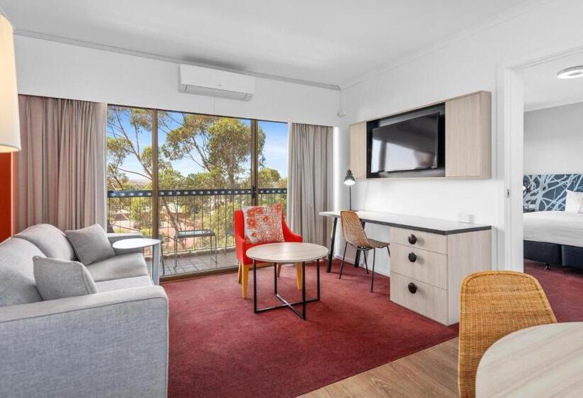 스위트, The Plaza Hotel Kalgoorlie