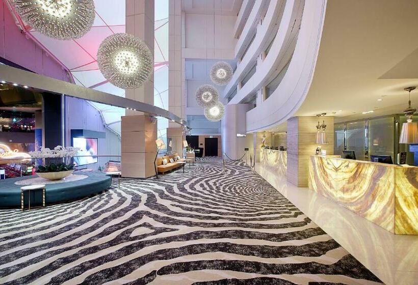 클럽 스위트, The Star Grand At The Star Gold Coast