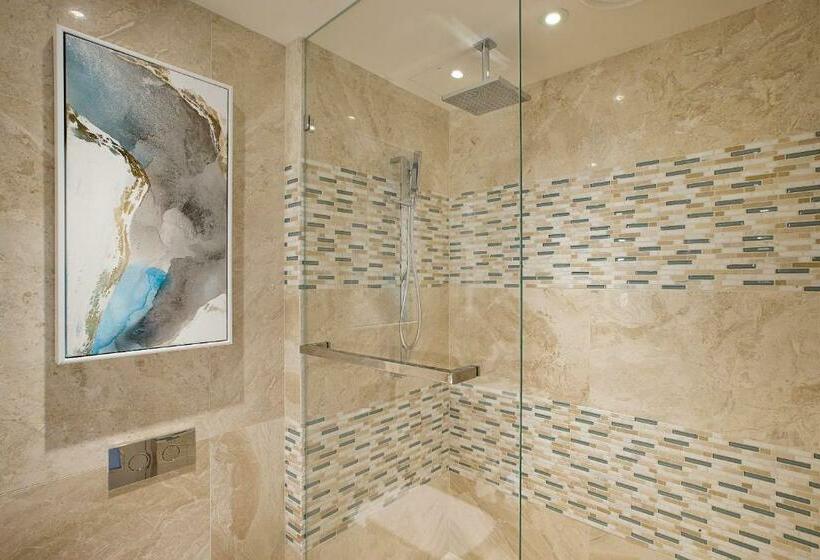 غرفة ديلوكس سرير كينج, The Star Grand At The Star Gold Coast