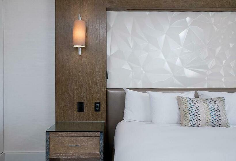 발코니 디럭스 룸, The Star Grand At The Star Gold Coast