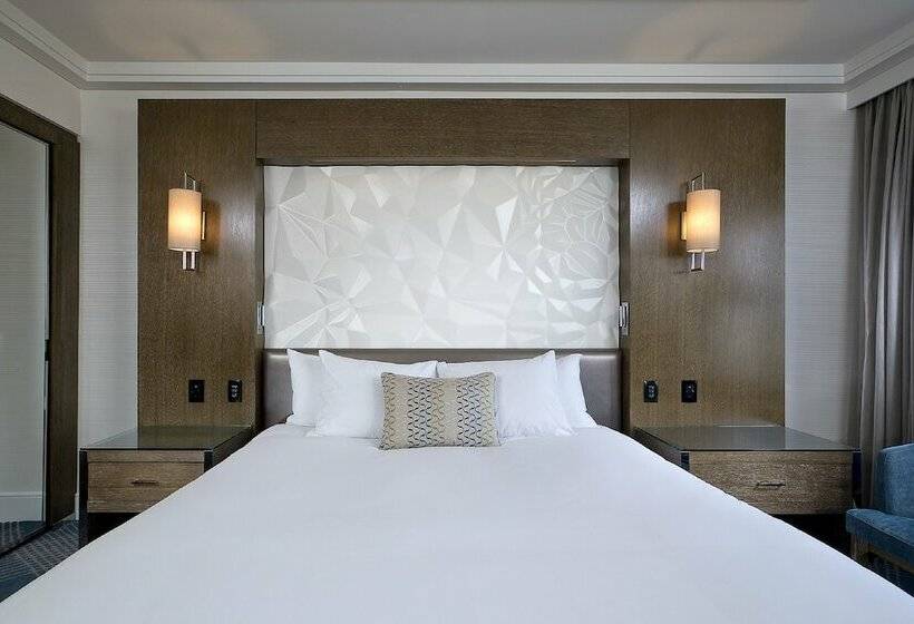 Quarto Deluxe com Sacada, The Star Grand At The Star Gold Coast