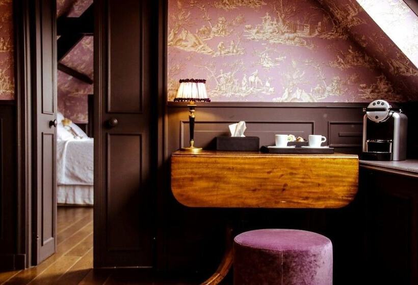 Полулюкс, De Orangerie By Cw Hotel Collection