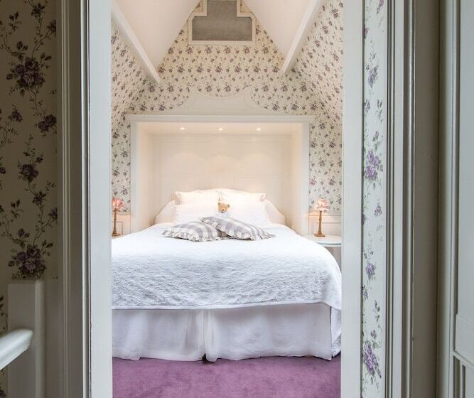 Полулюкс, De Orangerie By Cw Hotel Collection