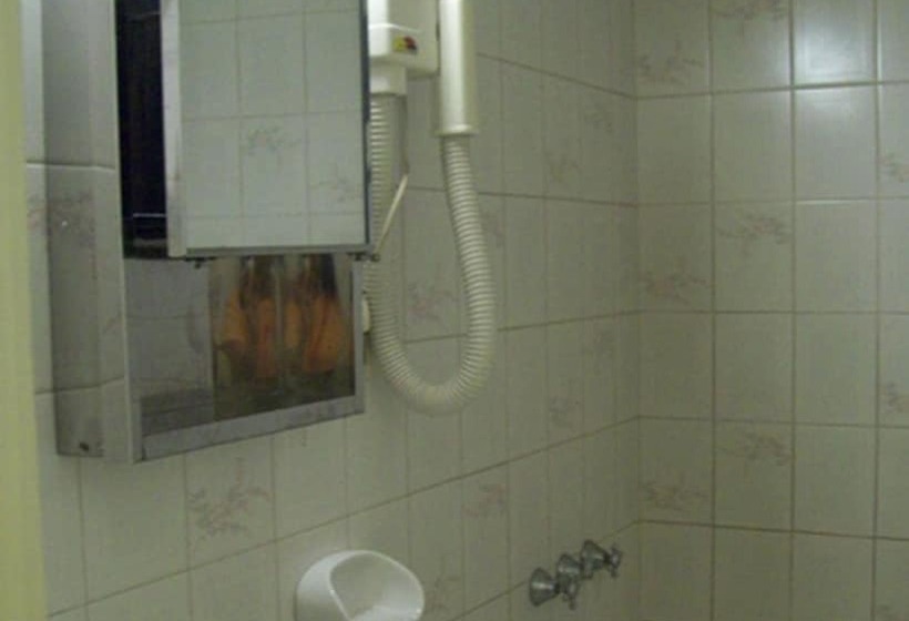 חדר סטנדרט לשלושה, Grand Hotel Balbi