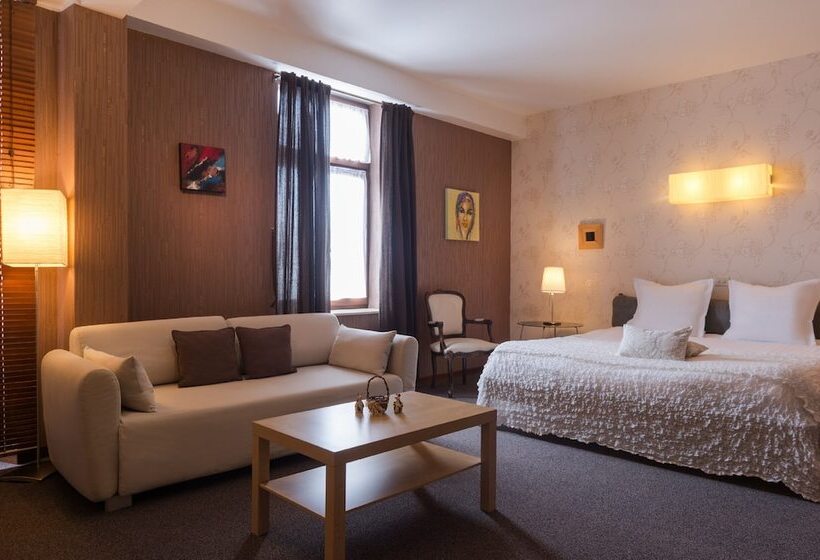 小型套房, Hostellerie Sainte Cécile