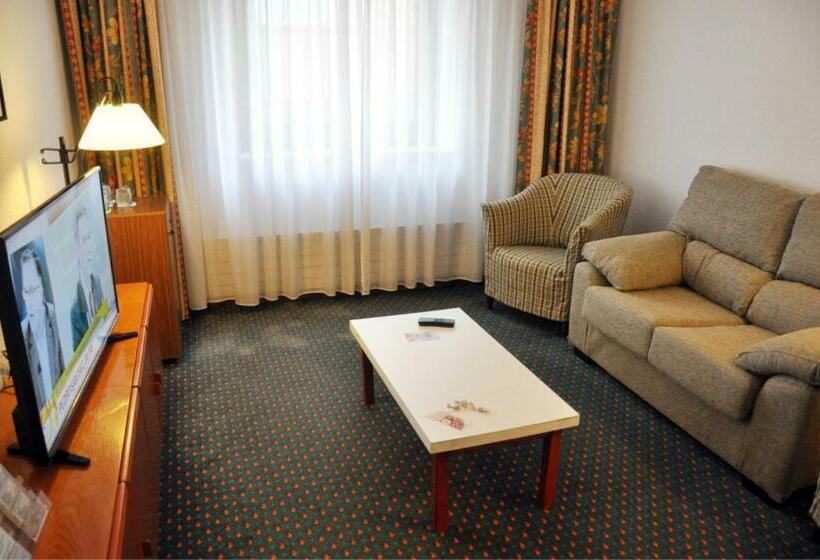 اتاق استاندارد چهار تخته, Mercure Andorra