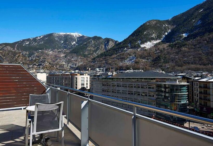 اتاق سوپریور با چشم‌انداز, NH Andorra La Vella