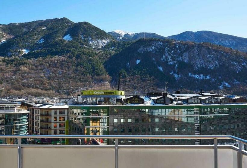 اتاق سوپریور با چشم‌انداز, NH Andorra La Vella