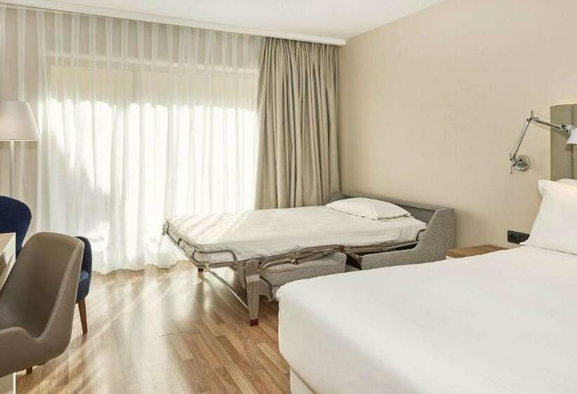 اتاق استاندارد سه نفره, NH Andorra La Vella