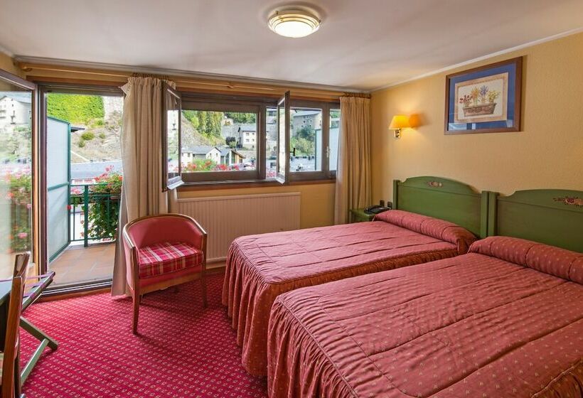 اتاق استاندارد, Rutllan & Spa