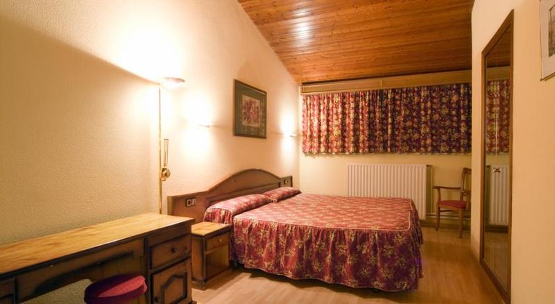اتاق استاندارد, Rutllan & Spa